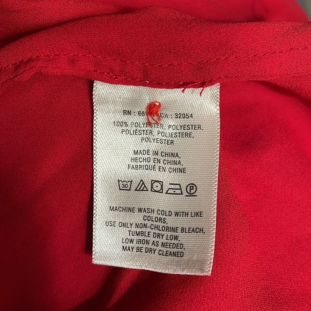 Maeve Red De Stijl Zig-Zag Button-Down Top - Picture 9 of 9